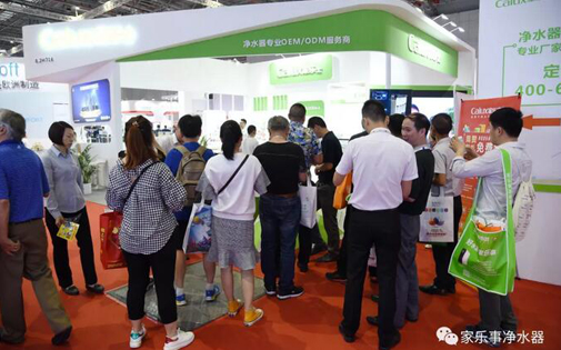 先聲奪人！家樂事5S凈水器攜健康平衡水機2.0新品閃耀第十二屆上海國際水展 